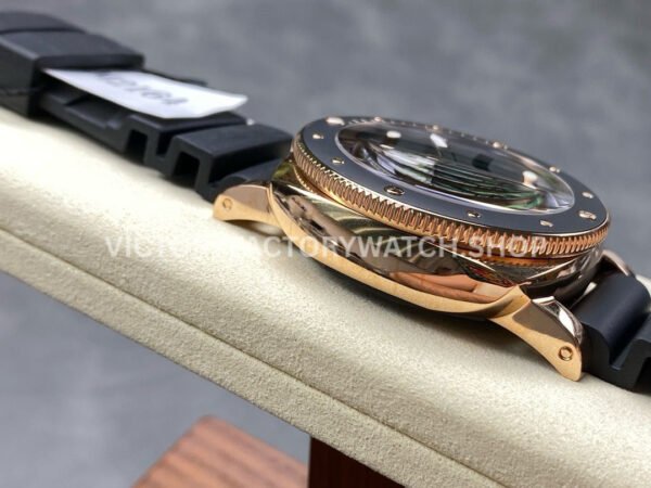 VS Factory Panerai Submersible Pam02164 42mm Yellow Gold Rubber Strap Black Dial