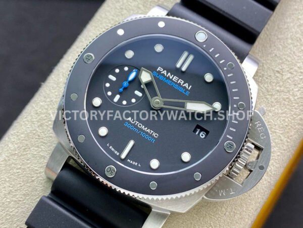 VS Factory Panerai Submersible Pam00683 42mm Steel Black Rubber Strap Black Dial