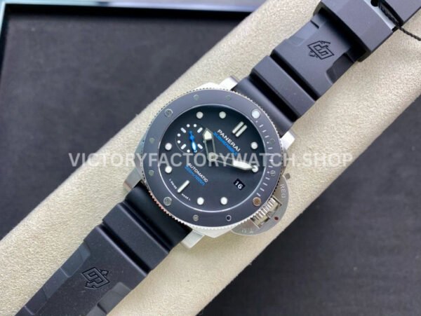 VS Factory Panerai Submersible Pam00683 42mm Steel Black Rubber Strap Black Dial