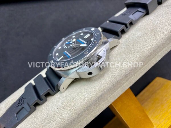 VS Factory Panerai Submersible Pam00683 42mm Steel Black Rubber Strap Black Dial