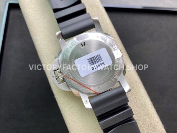 VS Factory Panerai Submersible Pam00683 42mm Steel Black Rubber Strap Black Dial