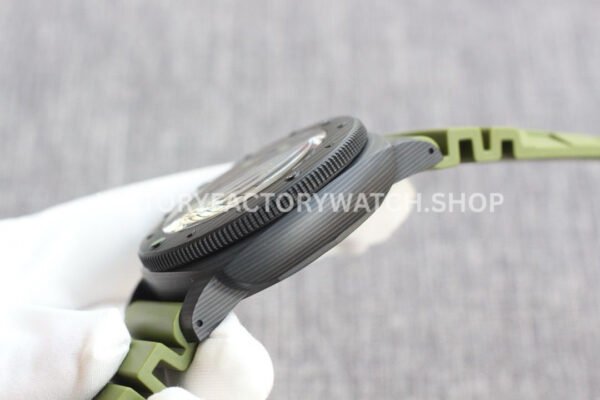 VS Factory Panerai Submersible Pam00961 42mm Black Carbon Fiber Marina Green Rubber Strap Black Dial