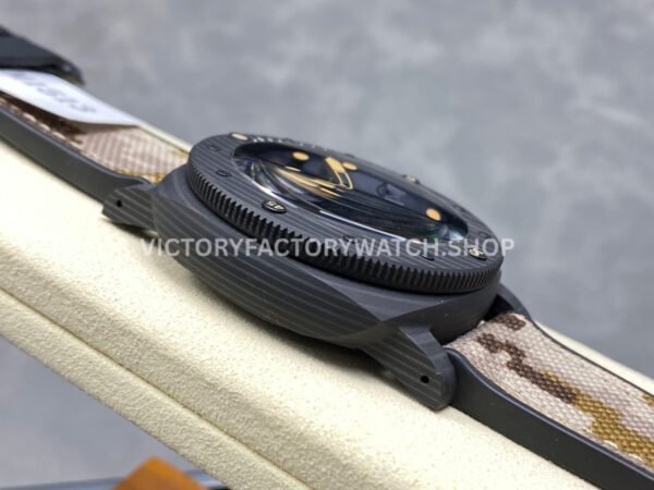 VS Factory Panerai Submersible Pam1513 44mm Carbon Fiber Rubber Strap Black Dial