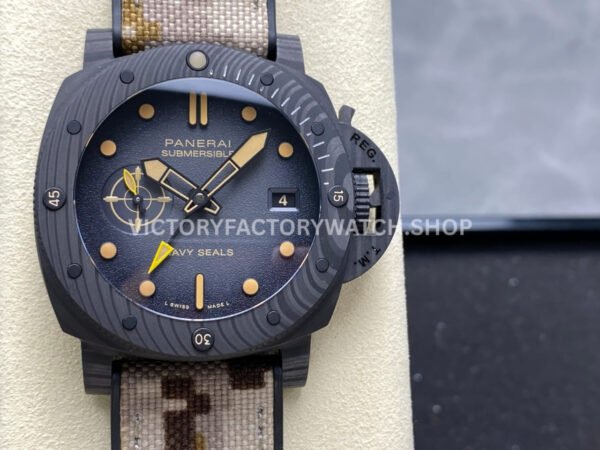 VS PAM1513 Panerai Submersible black dial carbon fiber 44mm