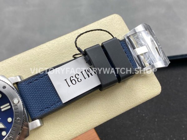 VS Factory Panerai Submersible Quarantaquattro Luna Rossa Pam01391 44mm Steel Rubber Strap Dial