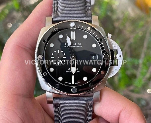 VS PAM01288 Panerai Submersible QuarantaQuattro grey dial