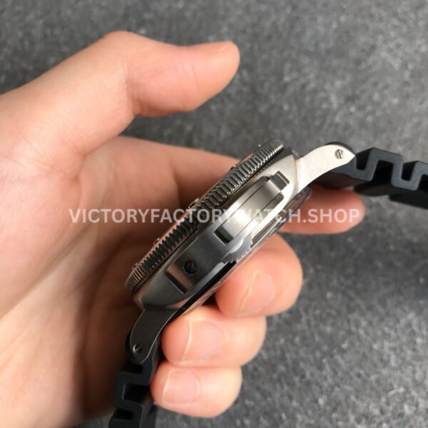 VS Fatory Panerai Luminor Submersible 1950 3 Days Pam00692 47mm Titanium Black Rubber Strap Blue Dial