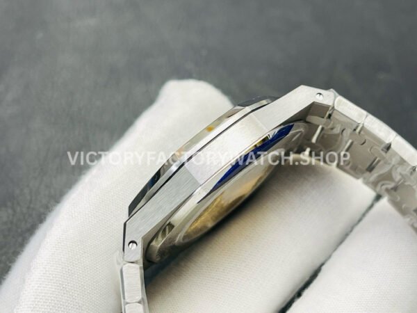 ZF Factory Audemars Piguet Royal Oak 15400ST.OO.1220ST.01 41mm Full Steel Black Dial