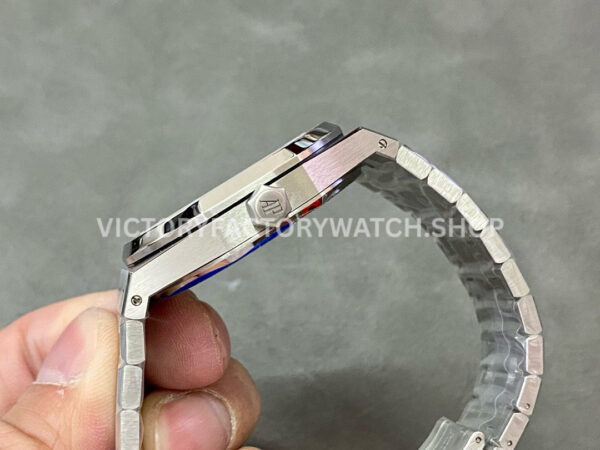 ZF Factory Audemars Piguet Royal Oak 15500ST.OO.1220ST.02 41mm Full Steel Grey Dial (7) ZF Factory Audemars Piguet Royal Oak 15500ST.OO.1220ST.02 41mm Full Steel Grey Dial