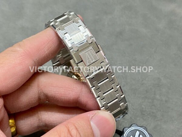 ZF Factory Audemars Piguet Royal Oak Jumbo 15202ST.OO.1240ST.01(Royal Oak Ext ( ZF Factory Audemars Piguet Royal Oak Jumbo 15202ST.OO.1240ST.01 39mm Full Steel Blue Dial