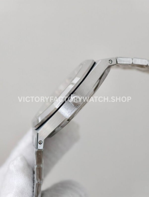 ZF Factory Audemars Piguet Royal Oak Jumbo16204BC.OO.1240BC.01 White Gold Skeletonized Dial