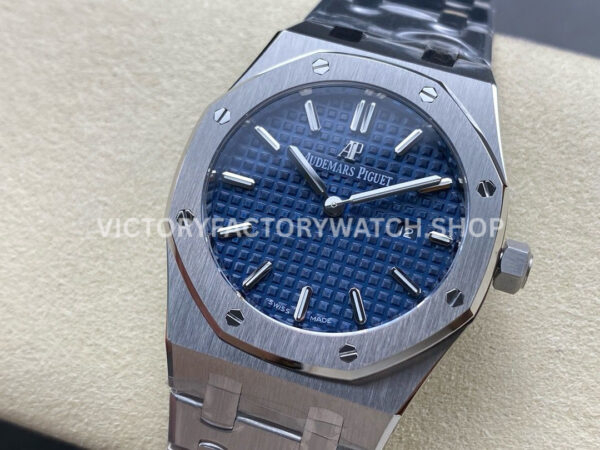ZF Factory Audemars Piguet Royal Oak Lady 67650 33mm Full Steel Blue Dial (3) ZF Factory Audemars Piguet Royal Oak Lady 67650 33mm Full Steel Blue Dial