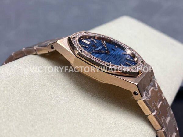 ZF Factory Audemars Piguet Royal Oak Lady 67651OR.ZZ.1261OR.02 33mm Diamond Be ( (6) ZF Factory Audemars Piguet Royal Oak Lady 67651OR.ZZ.1261OR.02 33mm Diamond Bezel Full Rose Gold Blue Dial