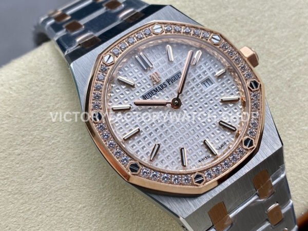 ZF Factory Audemars Piguet Royal Oak Lady 67651SR.ZZ.1261SR.01 33mm Diamond Bezel Rose Gold&Steel Silver Dial
