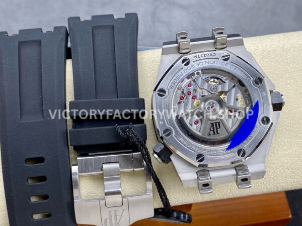 ZF Factory Audemars Piguet Royal Oak Offshore Diver 15720CN.OO.A002CA.01 42m ( (5) ZF Factory Audemars Piguet Royal Oak Offshore Diver 15720CN.OO.A002CA.01 42mm White Gold Rubber Strap Black Dial
