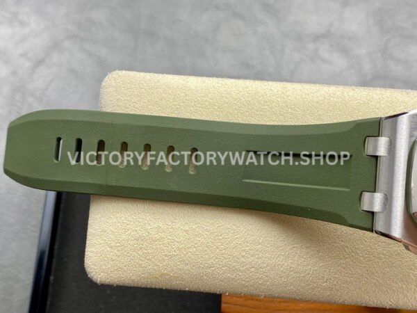ZF Factory Audemars Piguet Royal Oak Offshore Diver 42mm 15720ST.OO.A052CA.01 Steel Avocado Green Dial