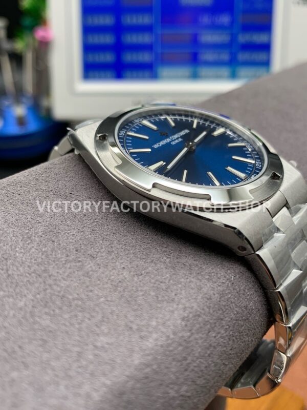 8F Factory Vacheron Constantin Overseas 2000V 40mm Full White Gold Blue Dial