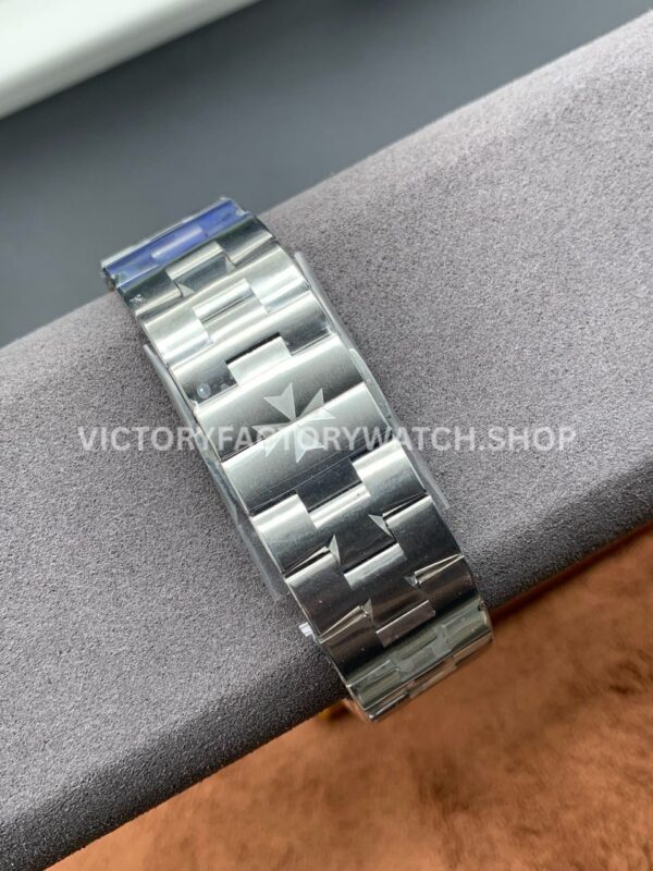 8F Factory Vacheron Constantin Overseas 2000V 40mm Full White Gold Blue Dial