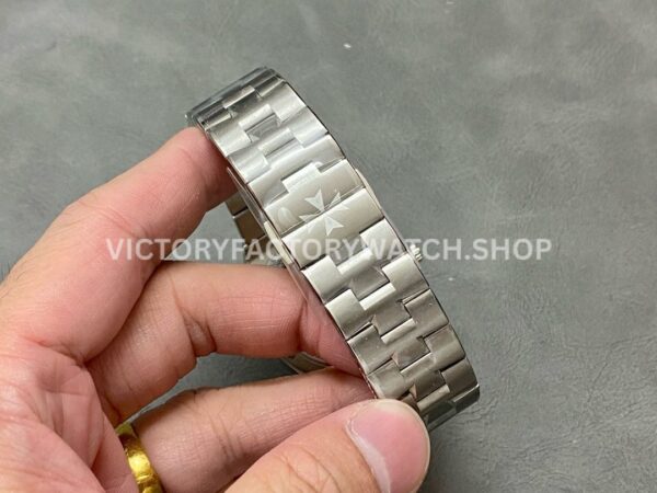 8F Factory Vacheron Constantin Overseas 2000V/120G-B122 40mm Full White Gold Grey Dial