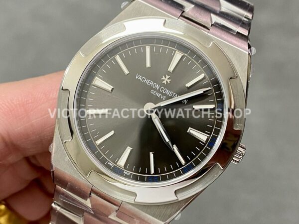 8F Factory Vacheron Constantin Overseas 2000V/120G-B122 40mm Full White Gold Grey Dial