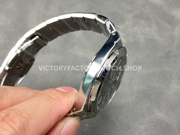 8F Factory Vacheron Constantin Overseas 4500V 41mm Full Steel Green Dial