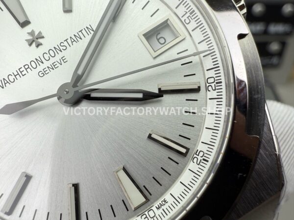 8F Factory Vacheron Constantin Overseas 4500V/000R-B127 41mm Black Rubber Strap Silver Dial