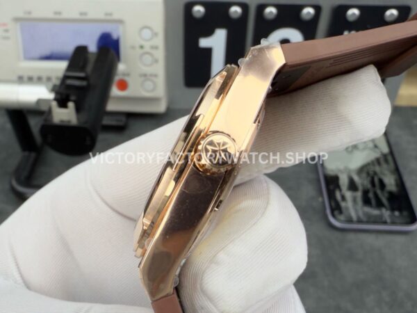 8F Factory Vacheron Constantin Overseas 4500V/000R-B127 41mm Rose Gold Brown Rubber Strap Silver Dial