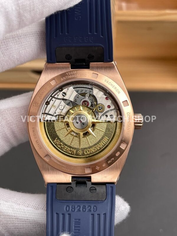 8F Factory Vacheron Constantin Overseas 4520V/210R-B705 41mm Rode Gold Rubber Strap Blue Dial