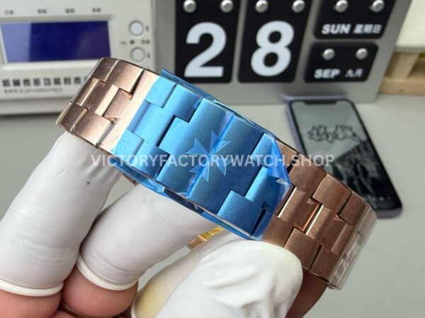 8F Factory Vacheron Constantin Overseas 4500v/000R-B127 41mm Full Rose Gold Silver Dial