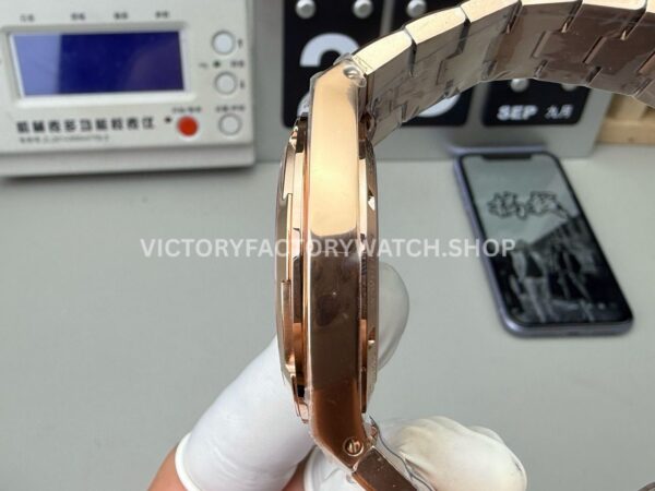 8F Factory Vacheron Constantin Overseas 4500v/000R-B127 41mm Full Rose Gold Silver Dial