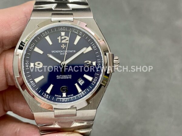 8F Factory Vacheron Constantin Overseas 47040 42mm full steel Arabic numerals blue dial replica watch