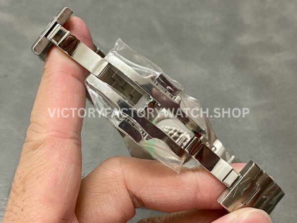 8F Factory Vacheron Constantin Overseas 47040/B01A-9093 42mm Full Steel Silver Arabic numerals Dial