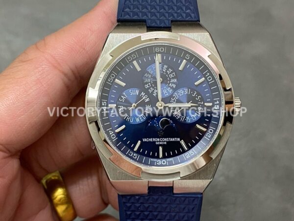 8F Factory Vacheron Constantin Overseas 4300V 120G B945 steel blue rubber strap blue dial replica watch