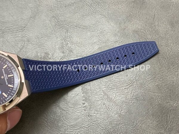 8F Factory Vacheron Constantin Overseas Perpetual Calendar 4300V/120G-B945 41.5mm Steel Blue Rubber Strap Blue Dial