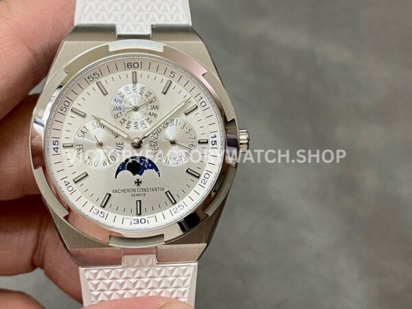 8F Factory Vacheron Constantin Overseas 4300V steel white rubber strap silver dial replica watch