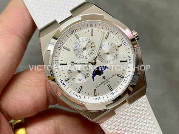 8F Factory Vacheron Constantin Overseas Perpetual Calendar 4300V 41.5mm Steel White Rubber Strap Silver Dial