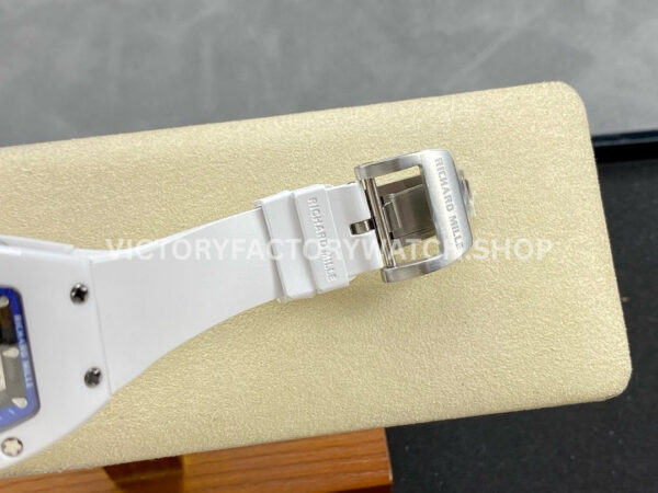 BBA Factory Richard Mille RM07 31.4mm Titanium&Carbon Fiber White Rubber Strap Skeletonized Blue D (5) BBA Factory Richard Mille RM 07 31.4mm Titanium White Ceramic White Rubber Strap Skeletonized Blue Dial