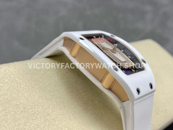 BBA Factory Richard Mille RM07 31.4mm Titanium&Carbon Fiber White Rubber Strap Skeletonized Dial (6) BBA Factory Richard Mille RM 07 31.4mm Titanium White Ceramic White Rubber Strap Skeletonized Dial