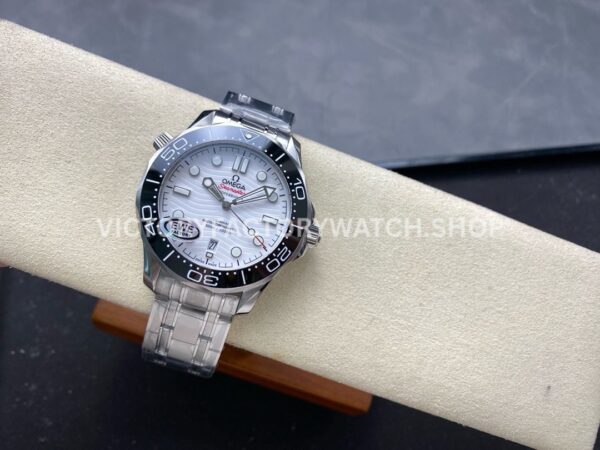 EWE Factory Omega Seamaster Diver 300M 210.30.42.20.04.001 42mm Full Steel White Dial (10) EWE Factory Omega Seamaster Diver 300M 210.30.42.20.04.001 42mm Full Steel White Dial