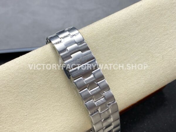 GR Factory Vacheron Constantin Moonphase Retrograde D (10) GR Factory Vacheron Constantin Moonphase Retrograde Date Overseas 4000V/210A-B911 41mm Full Steel Blue Dial