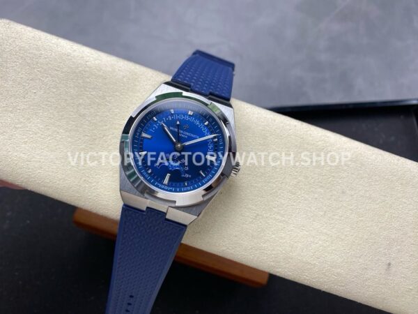 GR Factory Vacheron Constantin Moonphase Retrograde Dat (5) GR Factory Vacheron Constantin Moonphase Retrograde Date Overseas 41mm Steel Blue Rubber Strap Blue Dial
