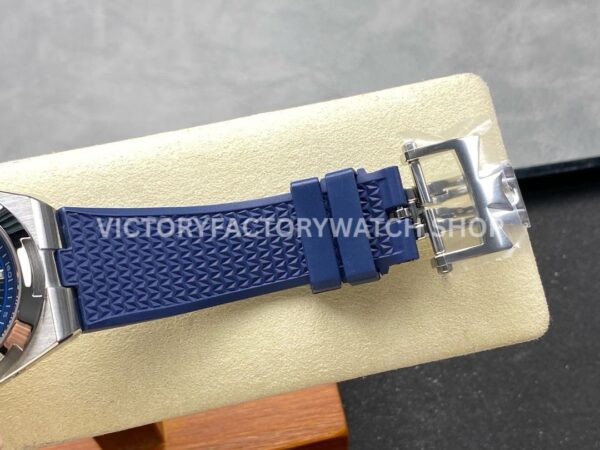GR Factory Vacheron Constantin Moonphase Retrograde Dat (9) GR Factory Vacheron Constantin Moonphase Retrograde Date Overseas 41mm Steel Blue Rubber Strap Blue Dial