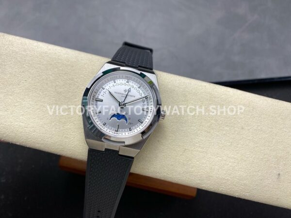 GR Factory Vacheron Constantin Moonphase Retrograde Date (1) GR Factory Vacheron Constantin Moonphase Retrograde Date Overseas 41mm Black Rubber Strap Silver Dial