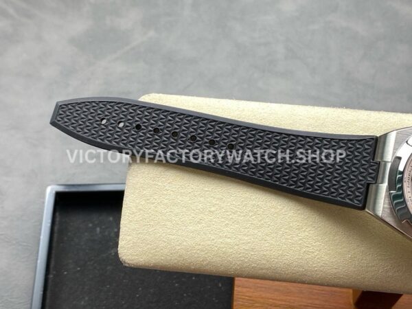 GR Factory Vacheron Constantin Moonphase Retrograde Date ( (6) GR Factory Vacheron Constantin Moonphase Retrograde Date Overseas 41mm Black Rubber Strap Silver Dial