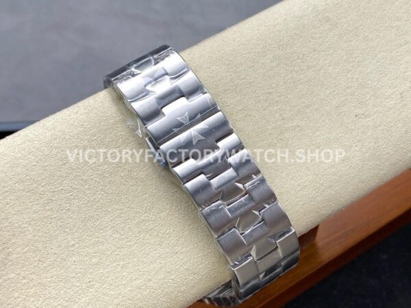 GR Factory Vacheron Constantin Moonphase Retrograde Date Overseas 41mm Full Steel Silver Dial