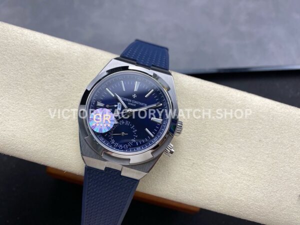 GR Factory Vacheron Constantin Overseas Dual Time 7900V-110A-B334 41mm Steel (3) GR Factory Vacheron Constantin Overseas Dual Time 7900V/110A-B334 41mm Steel Rubber Strap Blue Dial