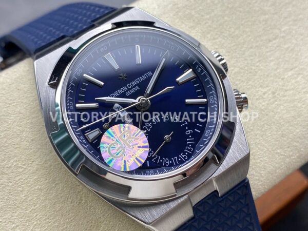 GR Factory Vacheron Constantin Overseas Dual Time 7900V-110A-B334 41mm Steel (4) GR Factory Vacheron Constantin Overseas Dual Time 7900V/110A-B334 41mm Steel Rubber Strap Blue Dial
