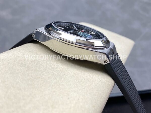 GR Factory Vacheron Constantin Overseas Dual Time 7900V-110A-B546 41mm Stee (5) GR Factory Vacheron Constantin Overseas Dual Time 7900V/110A-B546 41mm Steel Rubber Strap Black Dial