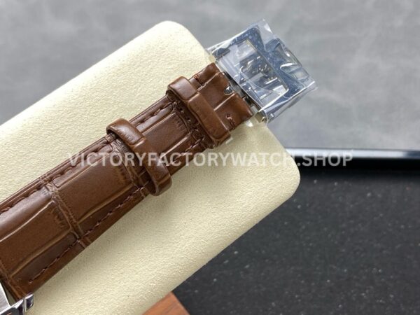 GR Factory Vacheron Constantin Quai de l'Ile 4500S000A-B195 41 (6) GR Factory Vacheron Constantin Quai de l'Ile 4500S/000A-B195 41mm Steel Brown Leather Strap Arabic Numerals Silver Dial