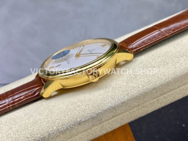 GT Factory Omega De Ville Co-Axial 434.53.40.20.02.002 40mm Yellow Gold Leather Strap Gold Point Roman Number Silver Pupil Dial